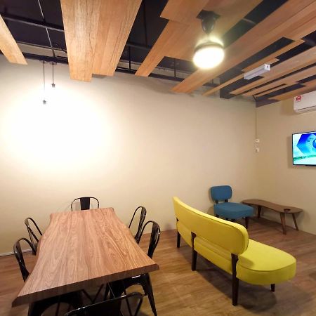 Maco Inn Austin Heights @Джохор Бахру Екстериор снимка