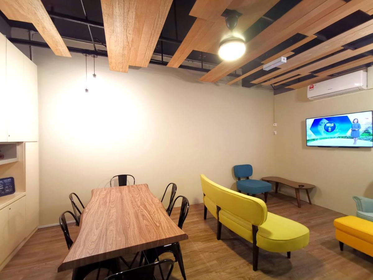 Maco Inn Austin Heights @Джохор Бахру Екстериор снимка